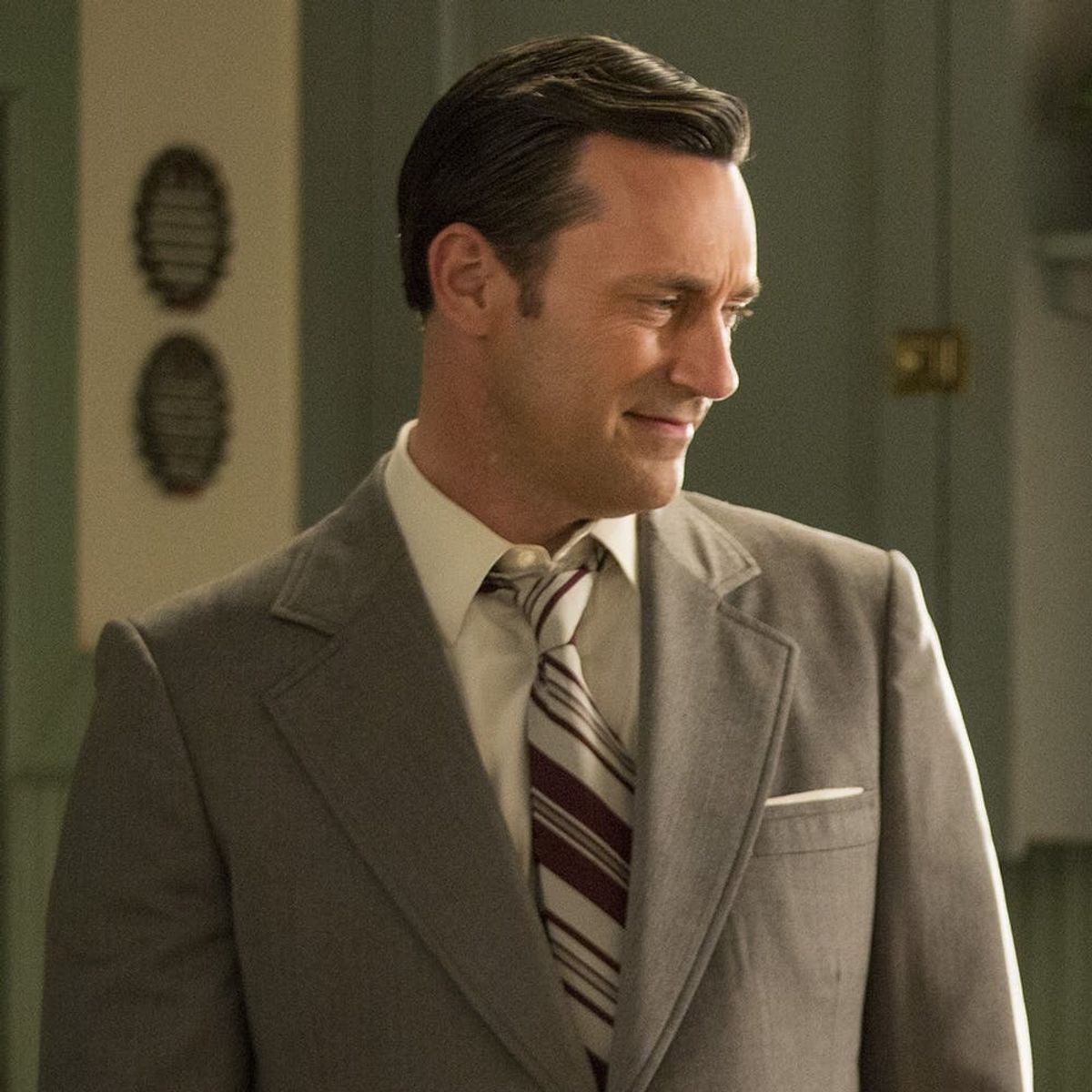 18 Golden Globe-Winning TV Shows You Can Stream on Netflix