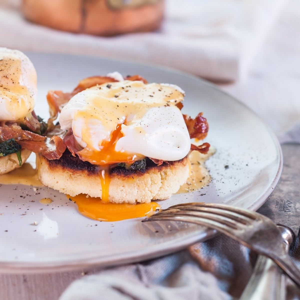 So THIS Is How Chefs Really Cook Eggs