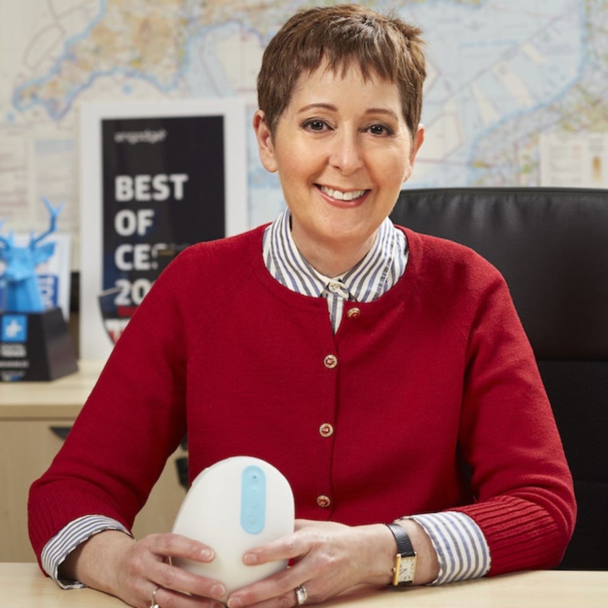 How This Revolutionary Hands-Free Breast Pump Is Changing New Moms’ Lives