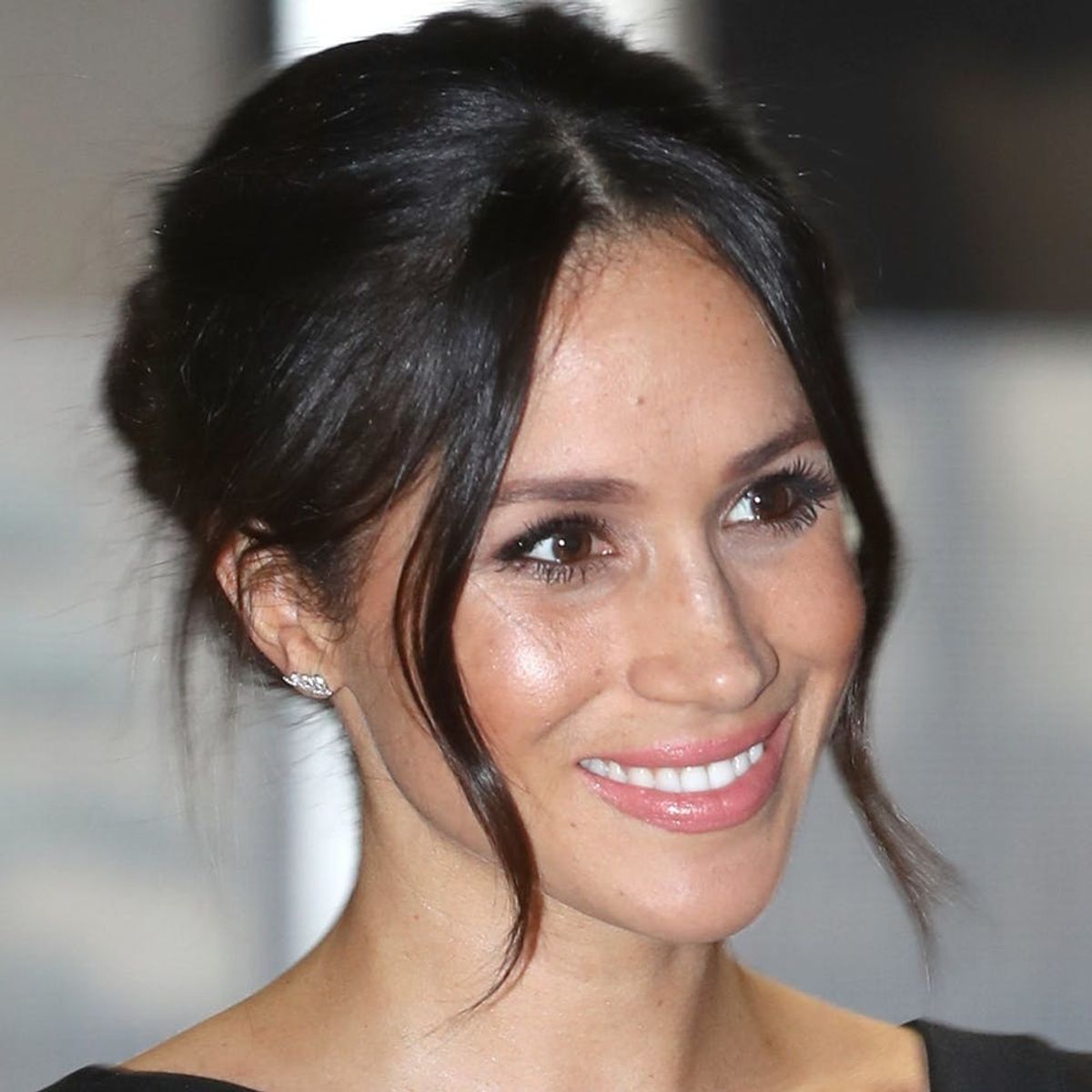 Meghan Markle Takes a Fashionable Play Out of Kate Middleton’s Stylebook