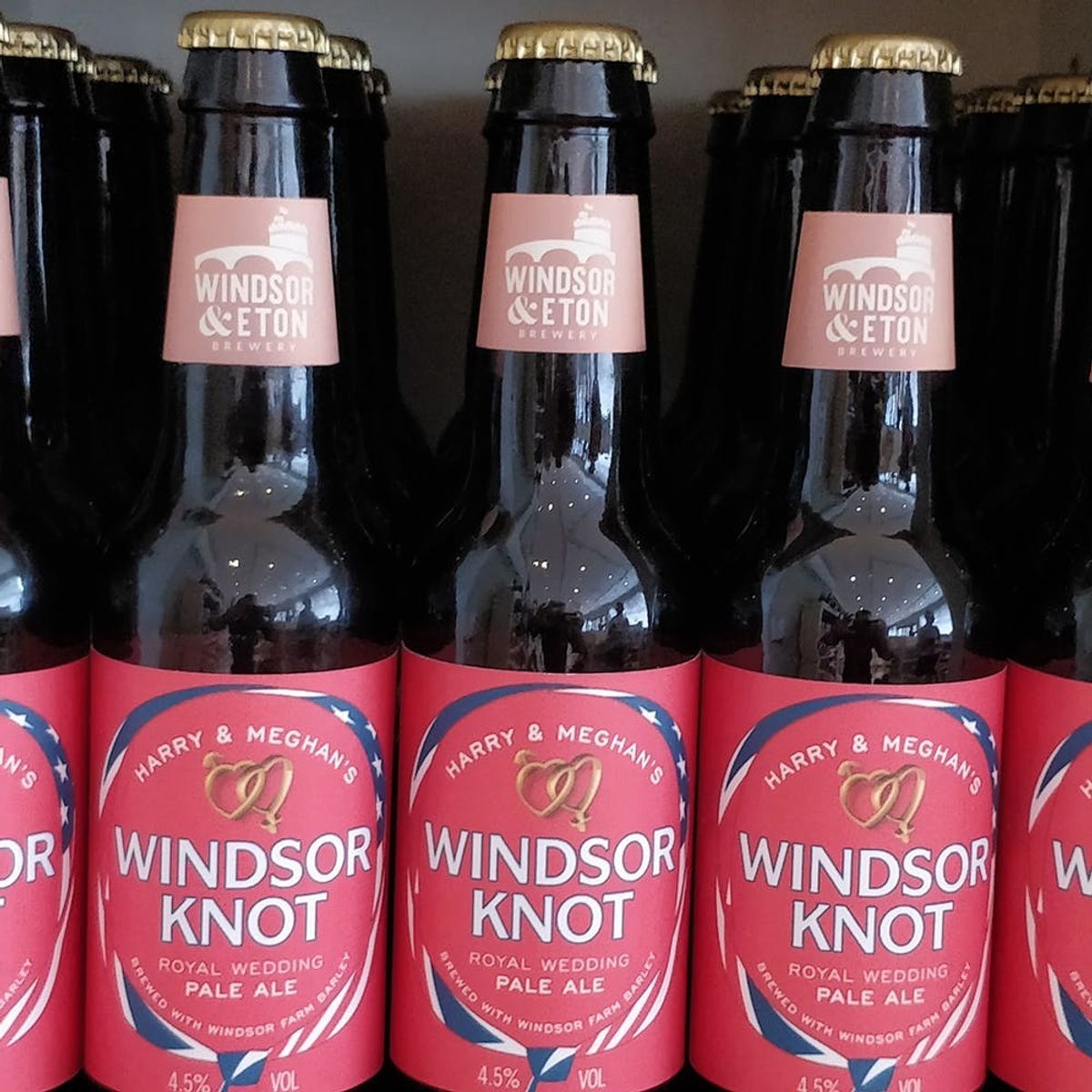 Clink to Prince Harry and Meghan Markle’s Upcoming Wedding With This “Windsor Knot” Beer