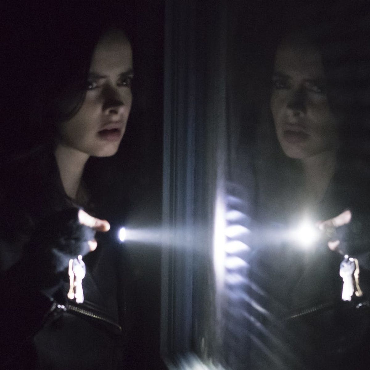 Netflix’s New ‘Jessica Jones’ Trailer Digs Into Her Tragic Origin Story