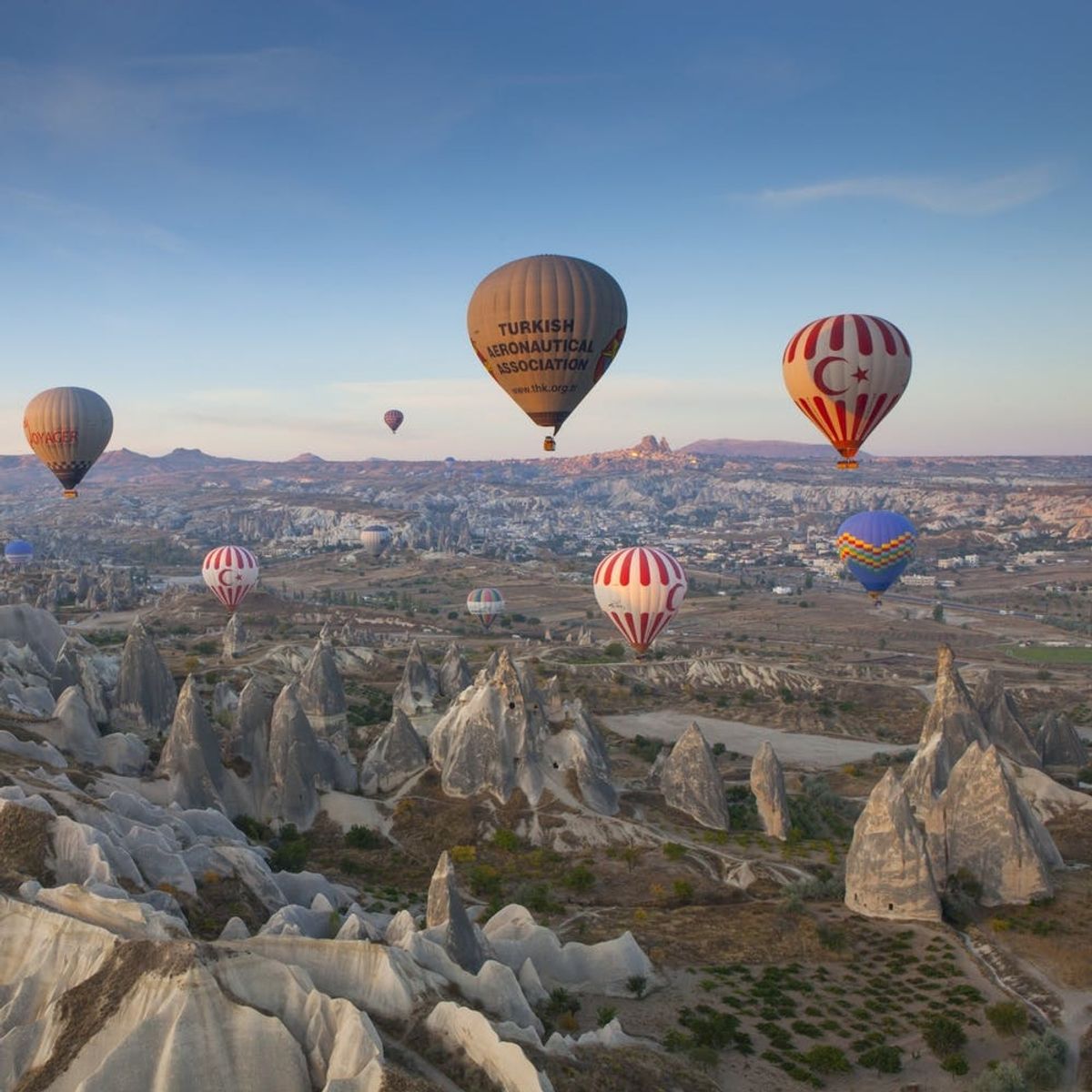 10 Beautiful Destinations for Hot-Air Balloon Rides