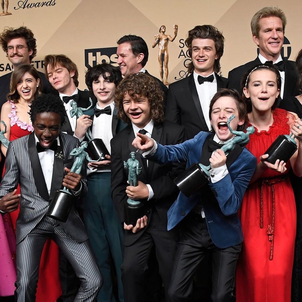 These ‘Stranger Things’ Stars Had Matching ‘Dos on the 2018 SAG AwardsCarpet