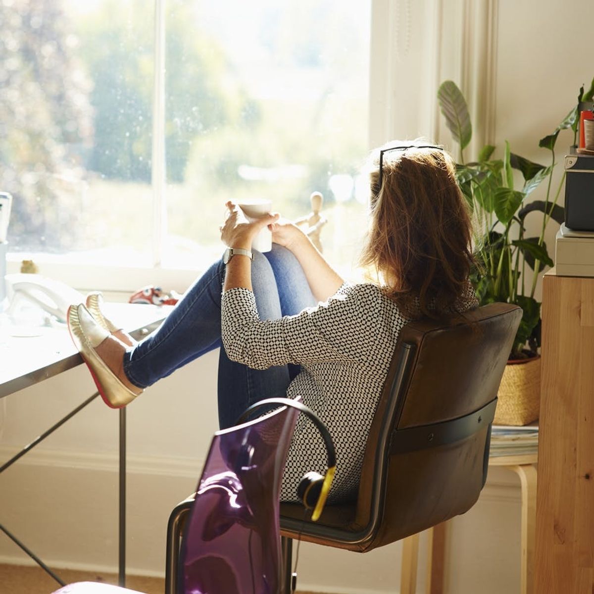 5 Ways to Beat the Mid-Afternoon Slump Without Coffee