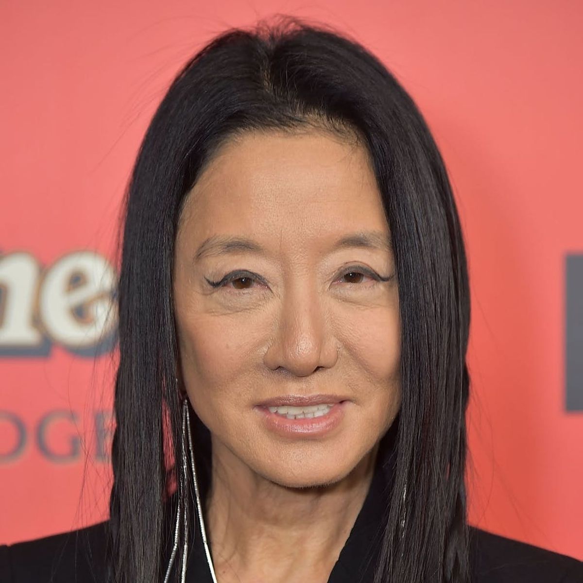Drop Everything: Vera Wang Is Designing Wedding Cakes!