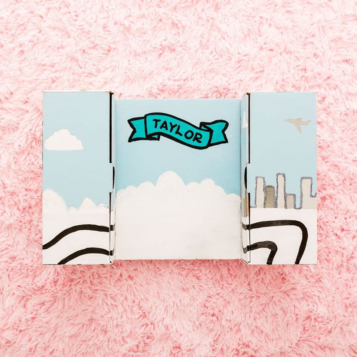 4 Creative Alternatives to the Usual Holiday Gift-Wrap