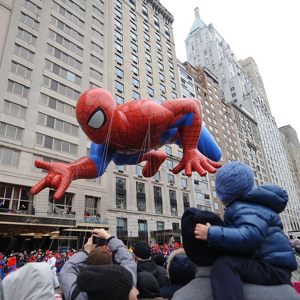 Here Are All of the Shows, Specials, and Movies You Can Watch on Thanksgiving Day