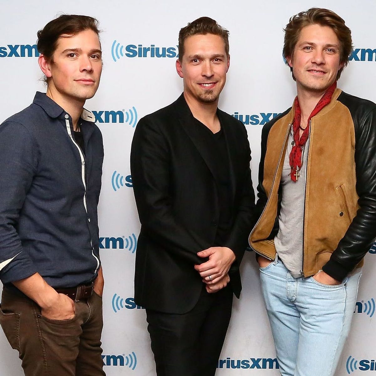 Hanson’s New Christmas Video Is Here to Officially Kickstart the Holidays