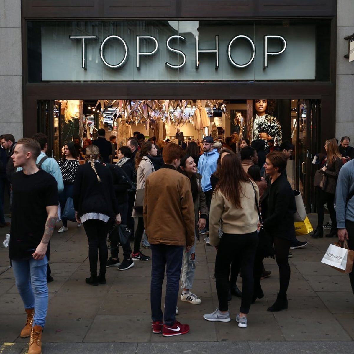 PSA: Topshop’s Changing Rooms Are for All Genders