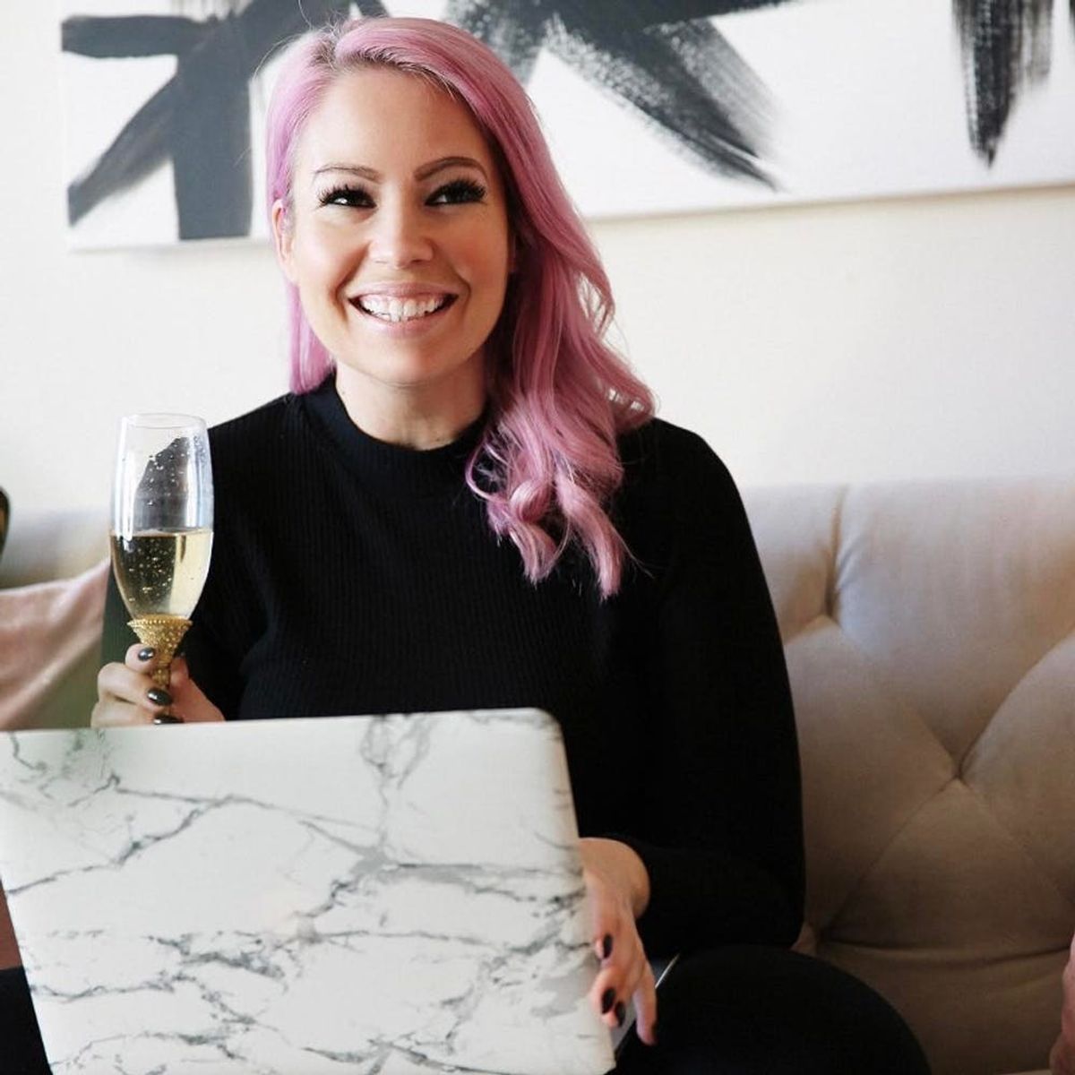 Why Helping Other Women Can Be Key to Your Own Success