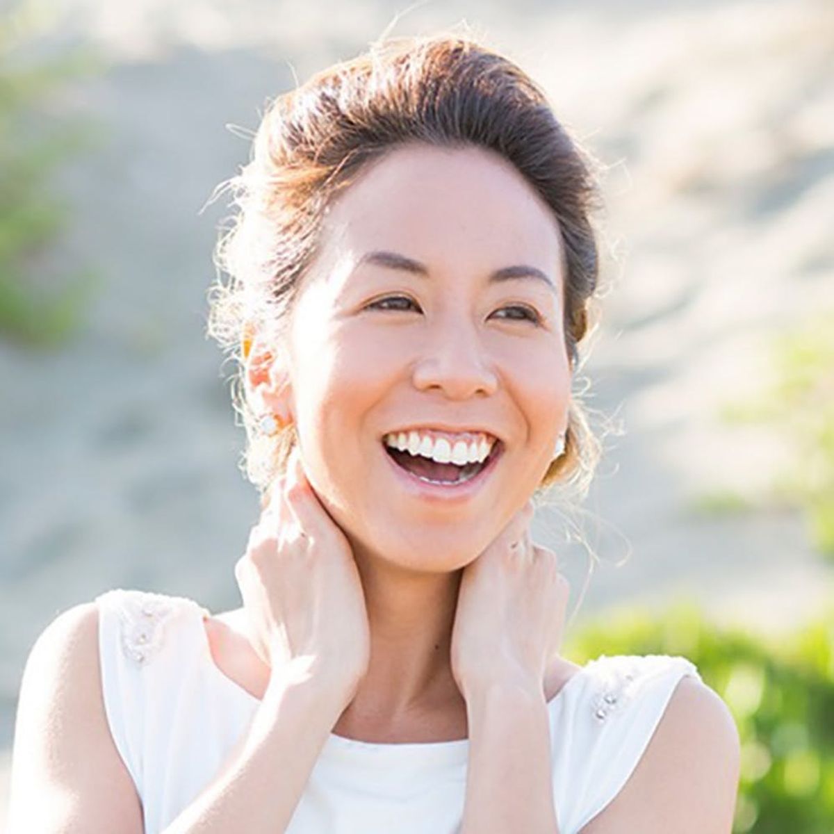 5 Genius Tips to Help Your Makeup Last Through Summer Weddings