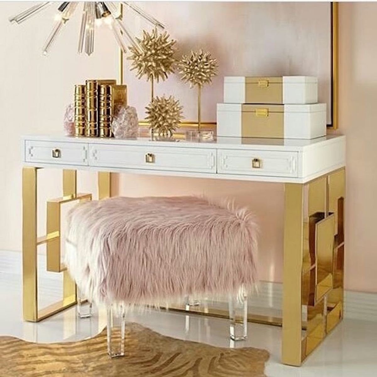 21 Makeup Vanities That Are Total Goals