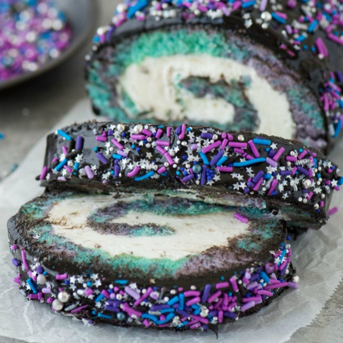 15 Cake Roll Recipes That Are Hiding a *Sweet* Surprise