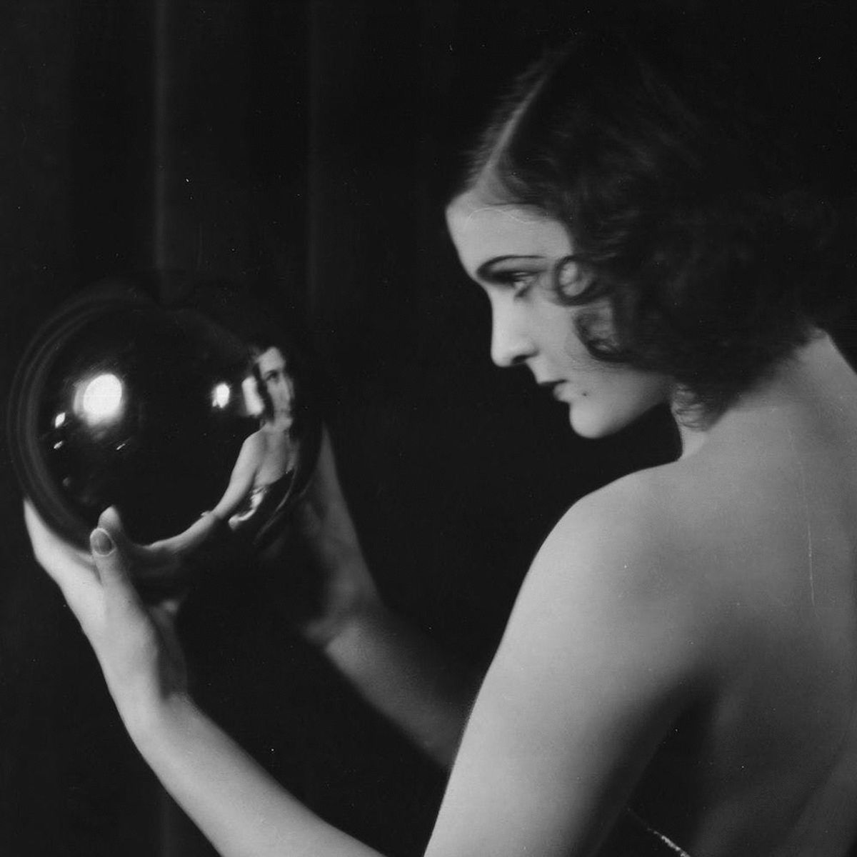 What I Learned from a Fortune-Telling Stranger