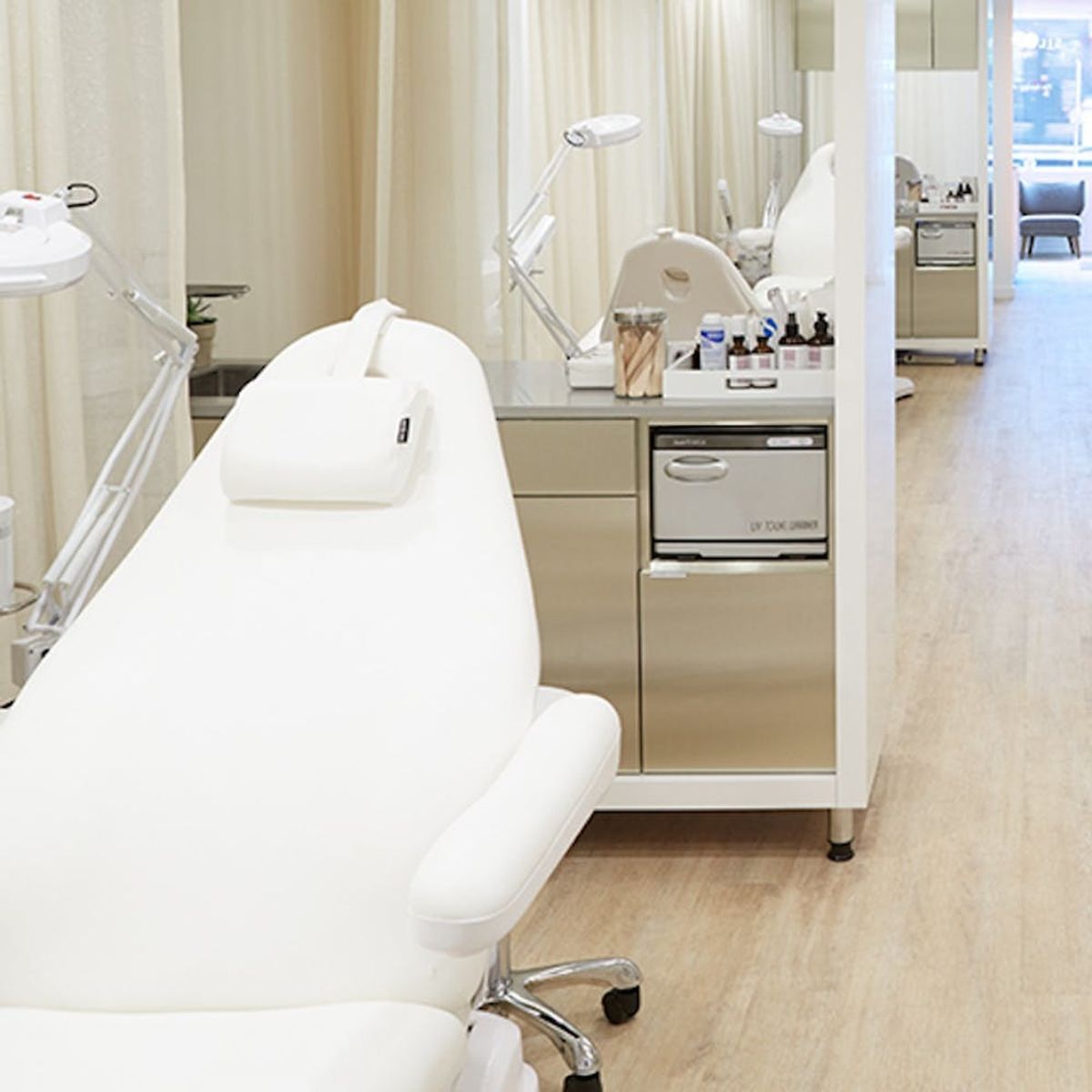 This Facial Bar Is Like DryBar for Your Skin