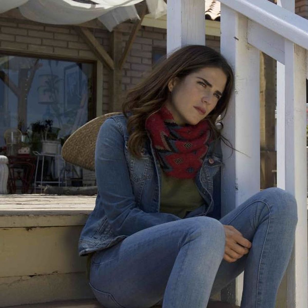 Everybody Loves Somebody Reinvents the Rom-Com With a Spanglish Twist