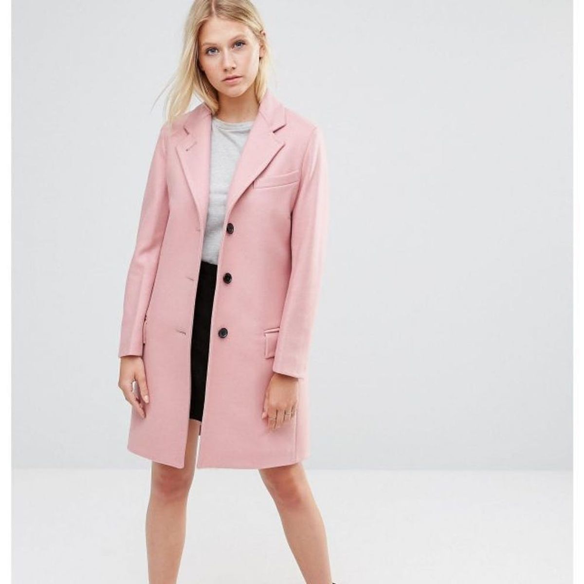 8 Reasons Why We’re Crushing on Bubblegum Pink Coats RN