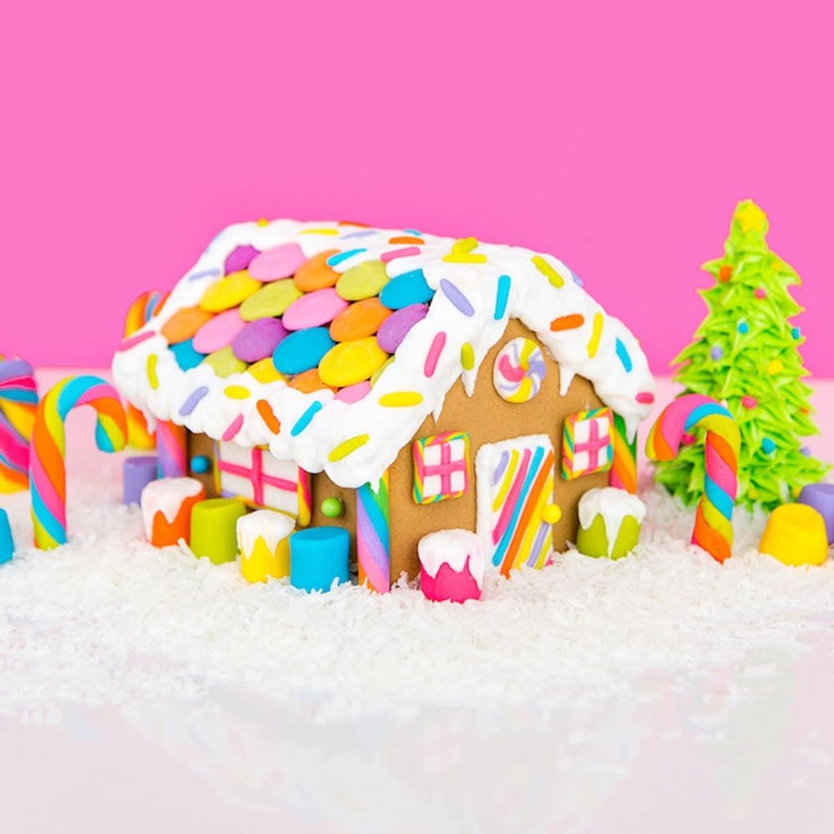 What to Make This Weekend: Floral Unicorn Wreath, Lisa Frank Gingerbread House + More