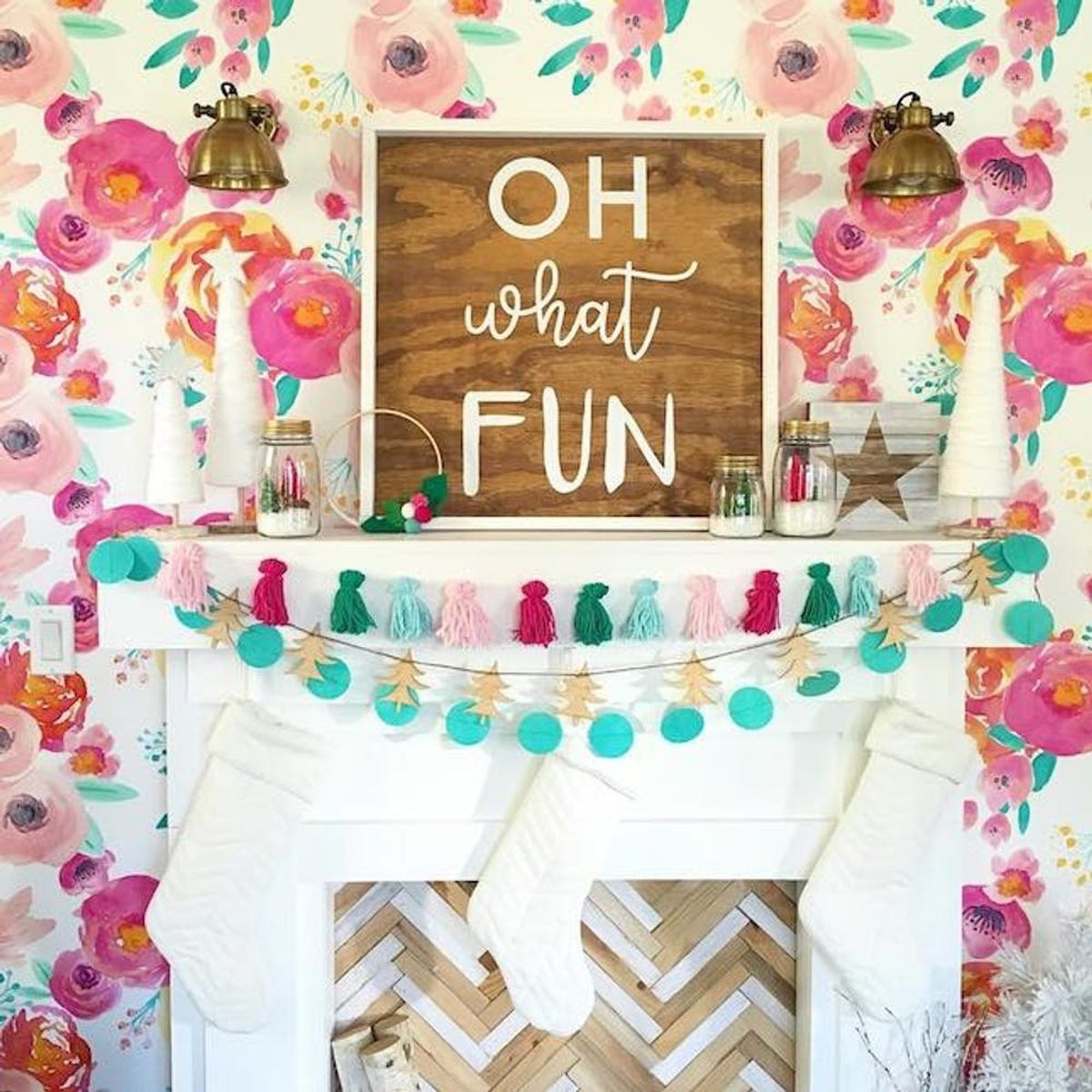 20 #Winning Holiday Mantels Spotted on Instagram