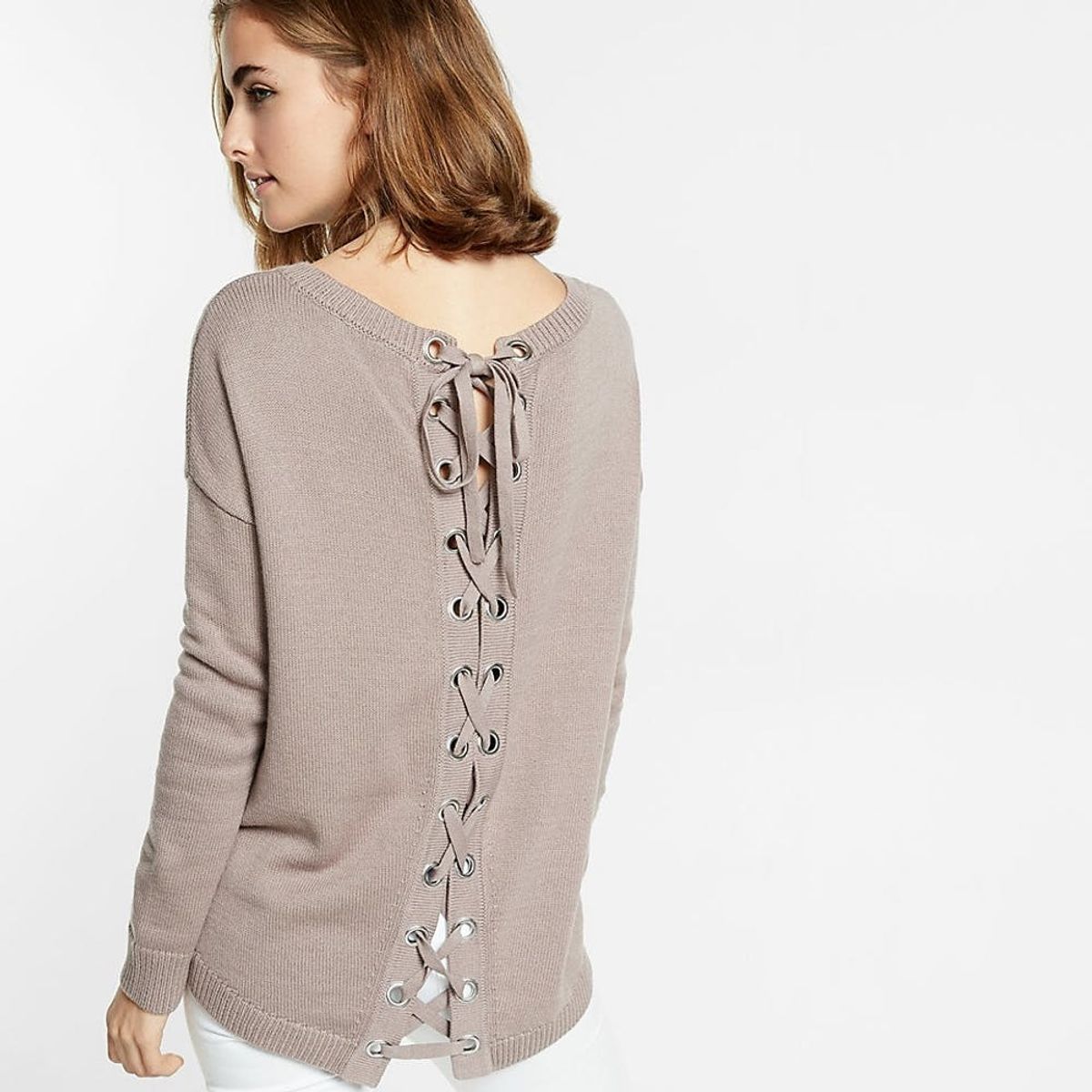 12 Outfit Ideas That Won’t Hold You Back from Feasting Hard at Friendsgiving