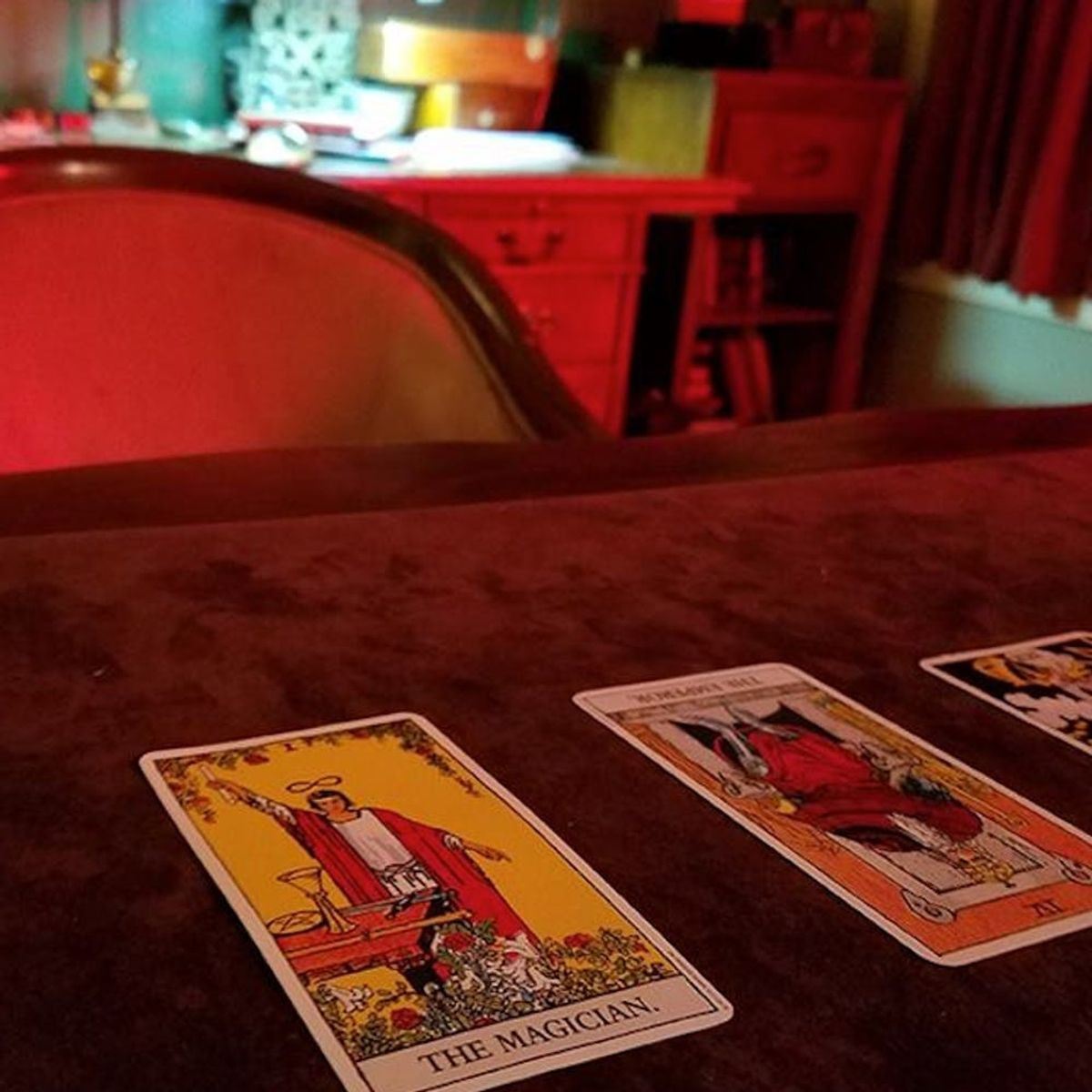 Hulu’s New Psychic Drama Is About to Change Your Binge-Watching Life