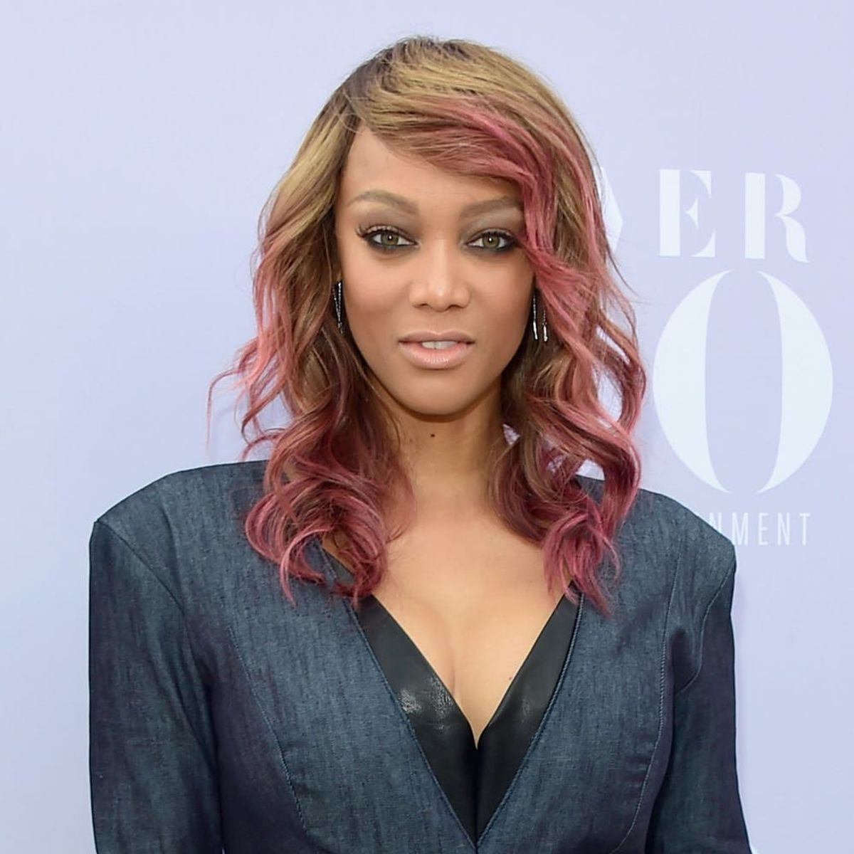 10 Times Tyra Banks’ Smize Slayed the Internet