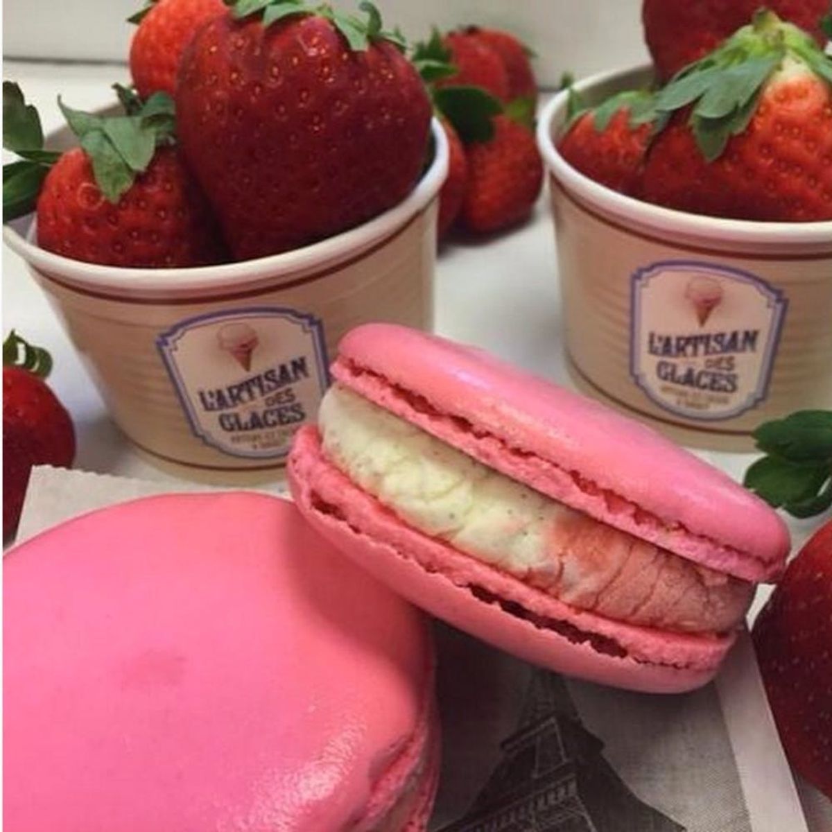 18 of the BEST Things to Eat at Disney Parks Around the World