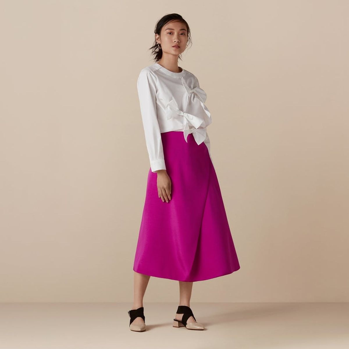 8 Runway-Approved Pantone Colors You Need in Your Closet This Fall