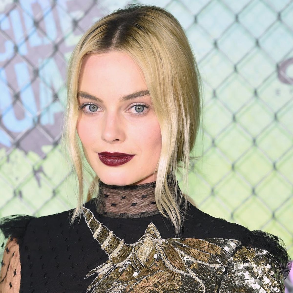 Margot Robbie Revealed That She + Prince Harry Are Texting