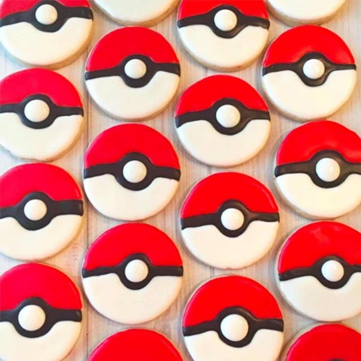 12 Pokémon Snacks That Will Help You Capture the Elusive Dragonite