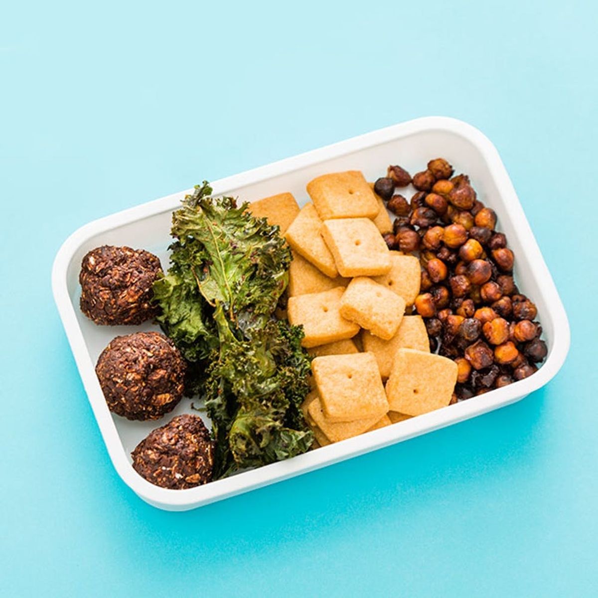 Create These Healthy Snacks for Your Next Summer Trip