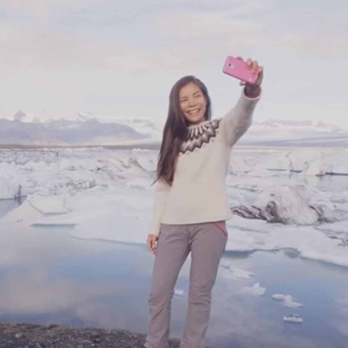 Here’s How to Travel for Free Just by Snapchatting