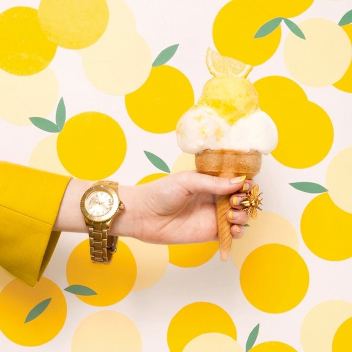 17 Gorgeous Spring Wallpapers That Aren’t Floral