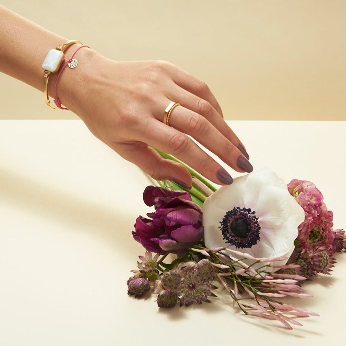 The Most Stylish Wearable Yet Has a Feature That Will Actually Make You Wear It