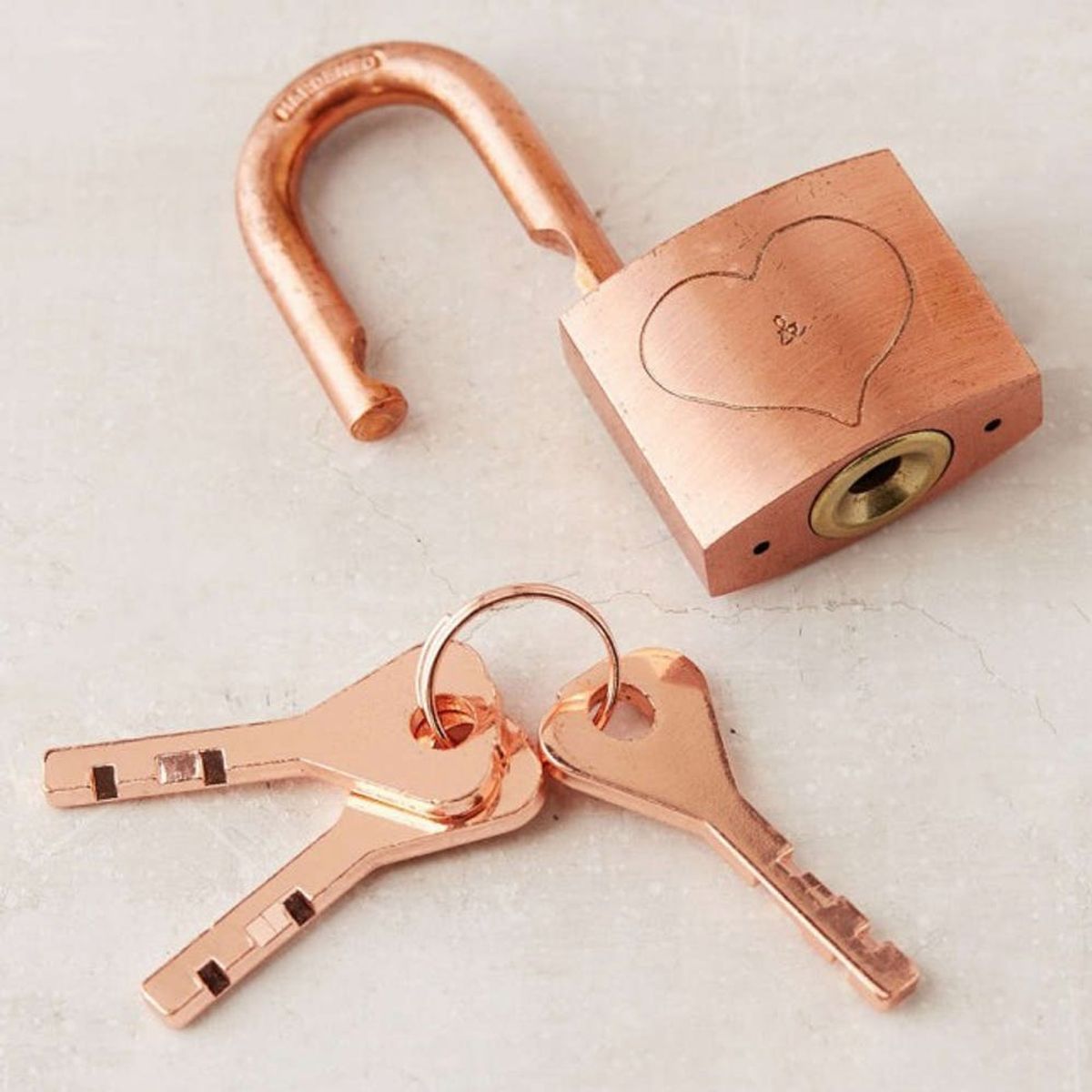 42 Unique Gift Ideas for Brides Under $100