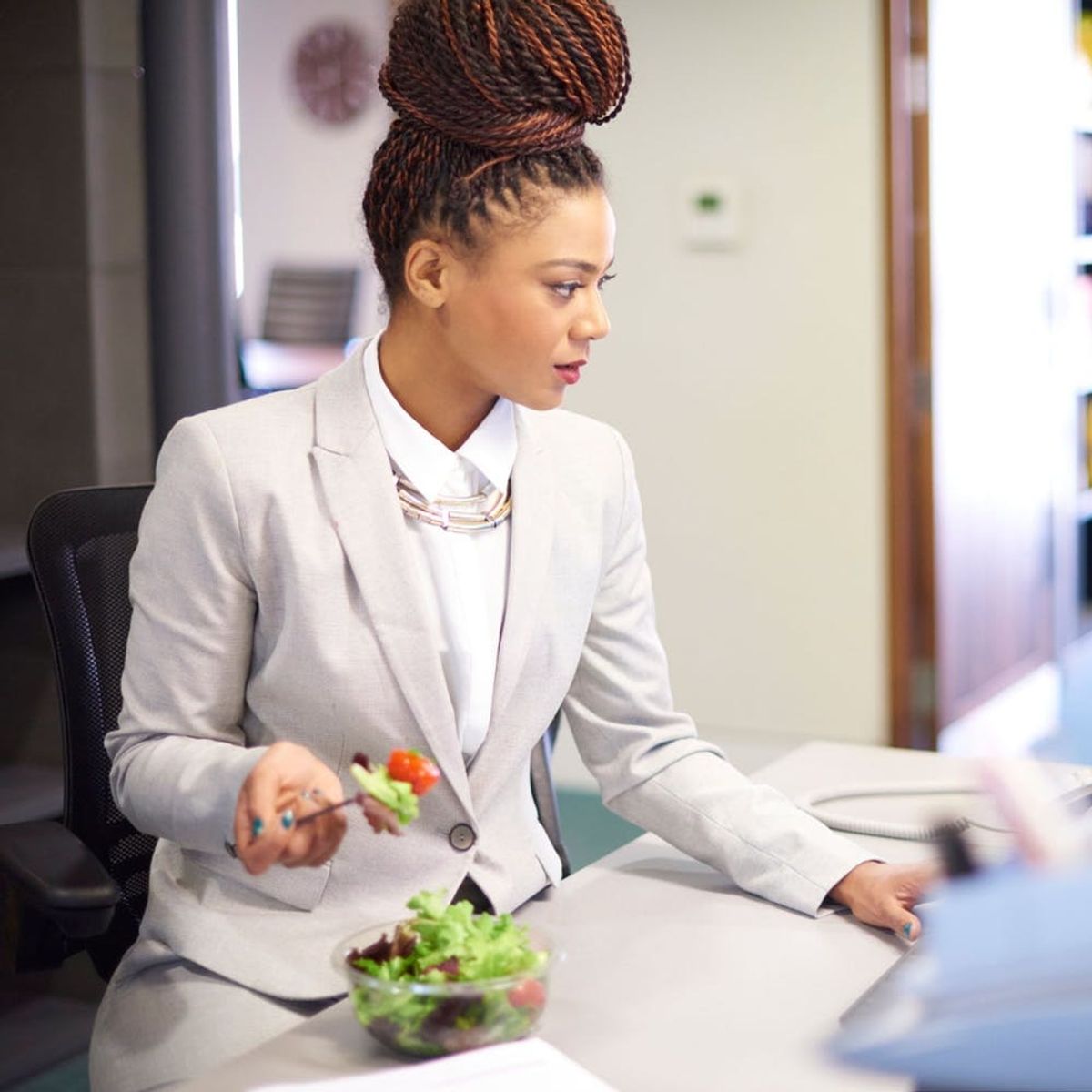 How to Eat Throughout the Day for Maximum Productivity