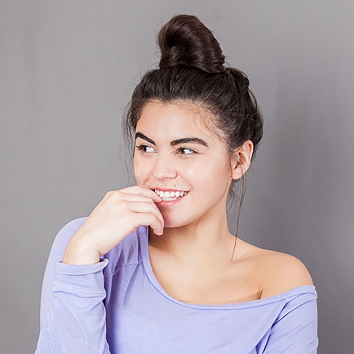 The 5-Minute Updo to DIY If Kendall Jenner Is Your Topknot Queen