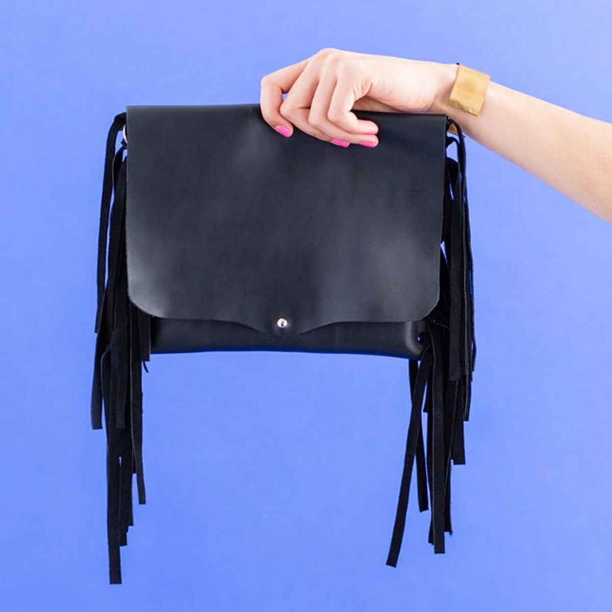 12 Small-Space Tips for the Purse-Obsessed Gal