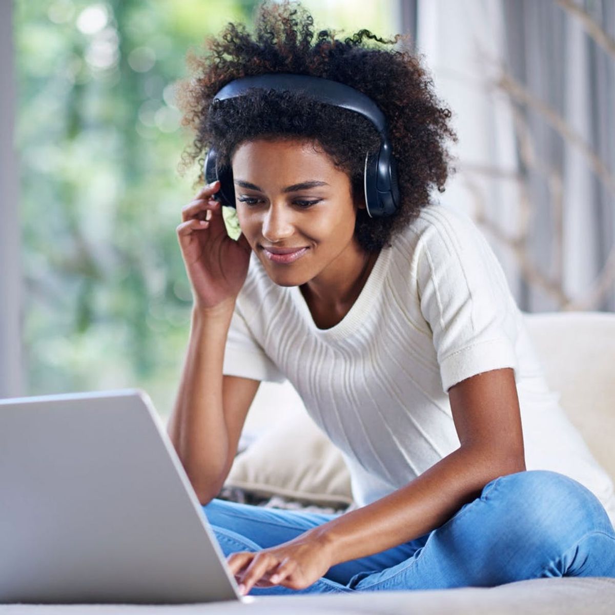 4 Surefire Signs You’re an Ambivert