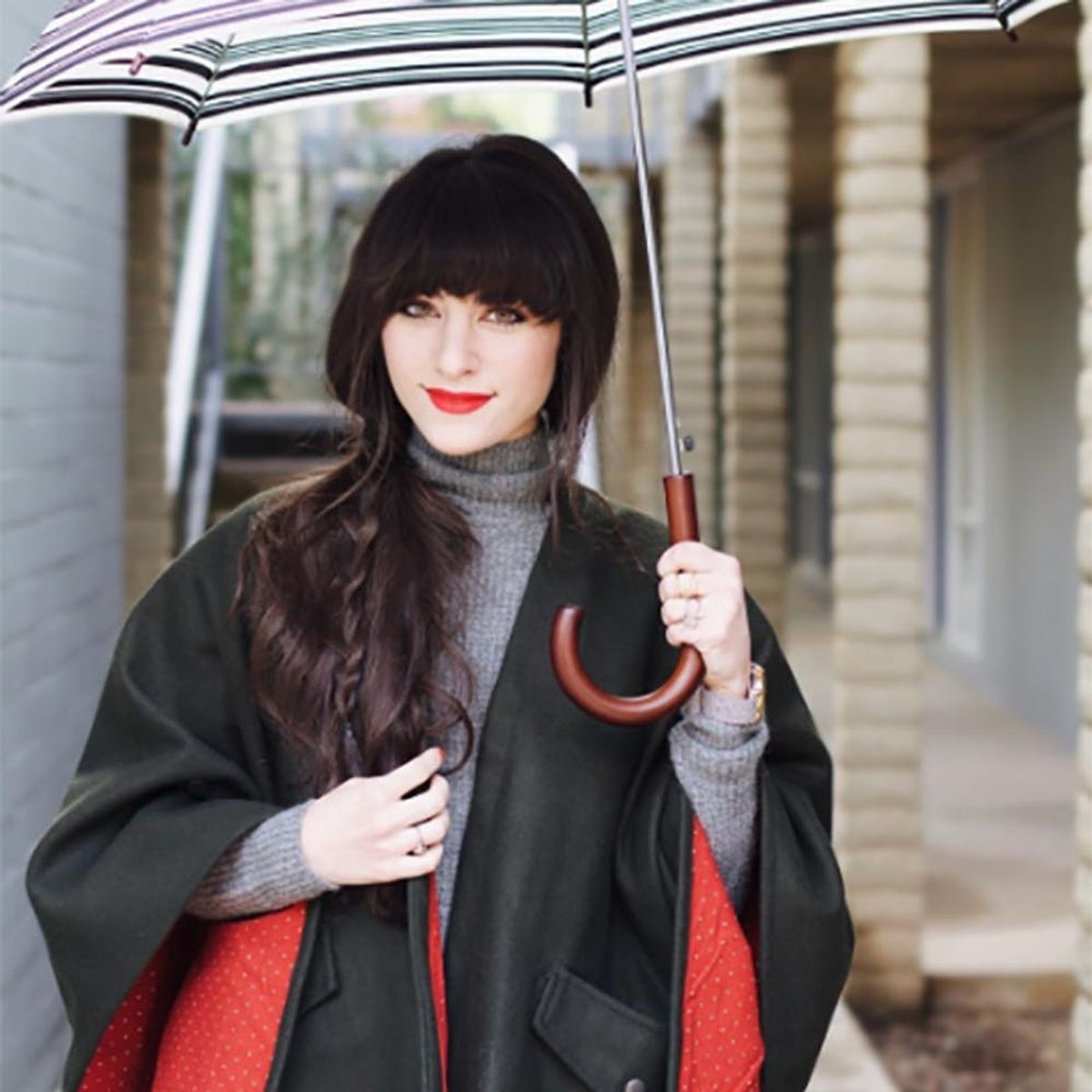 10 Instababes Who Prove This Classic Lip Color Is Always on Point