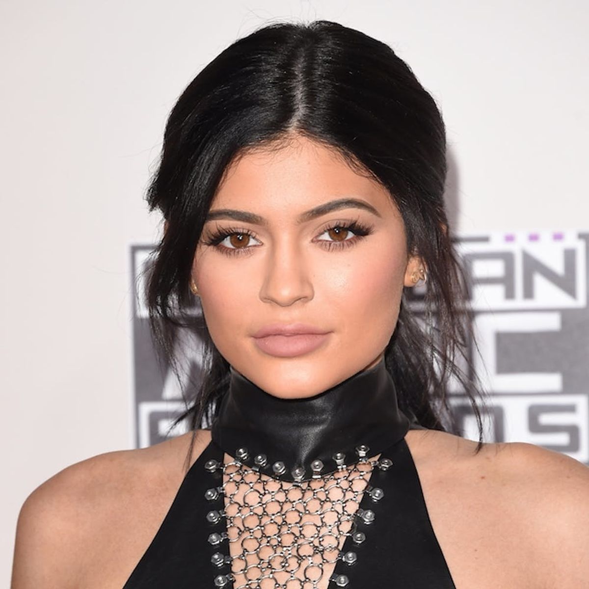 Kylie Jenner’s New Hair Is Definitely Seasonally Appropriate