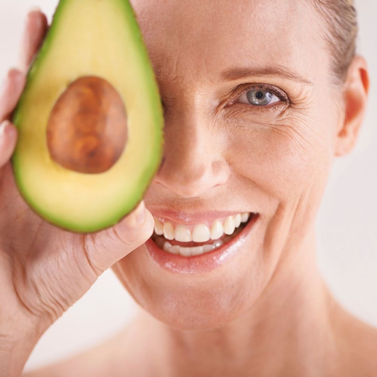 A Celebrity Makeup Artist Shares 4 Beauty Tips You’ll Keep Forever