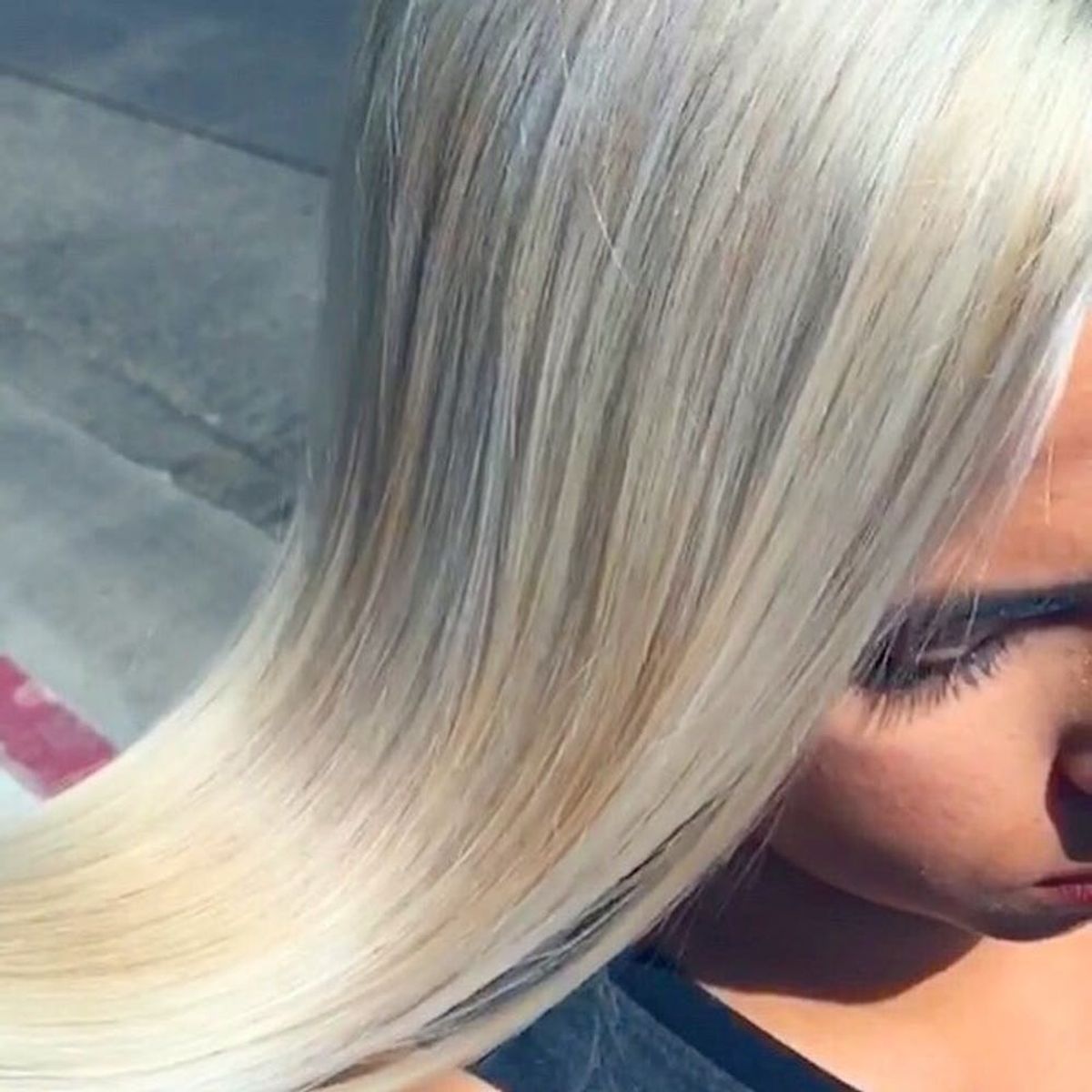 This Beautiful New Method of Hair Coloring Is the Craziest Thing You’ve Ever Seen