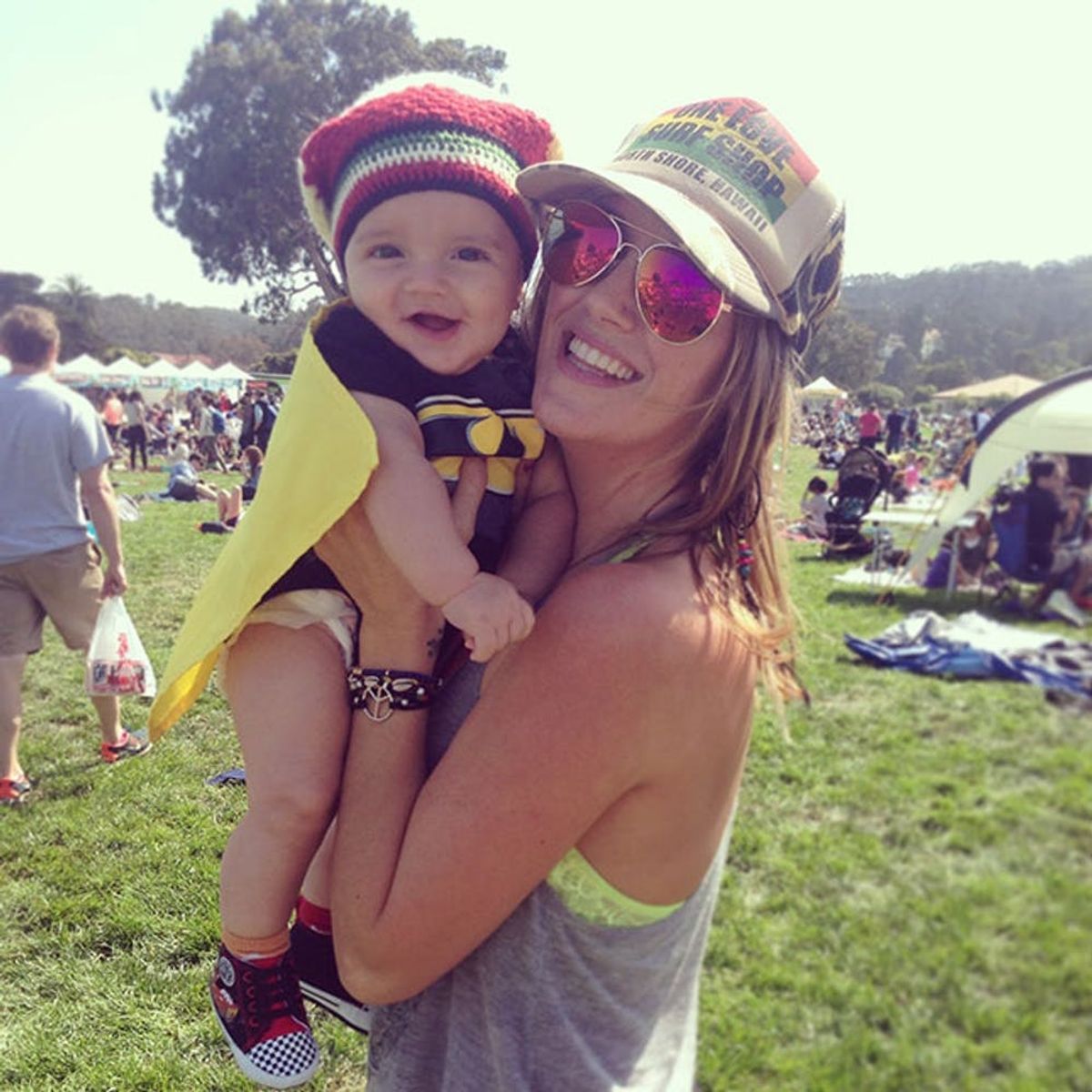 This Tech Company Just Made It Easier For Working Moms to Breastfeed On the Go