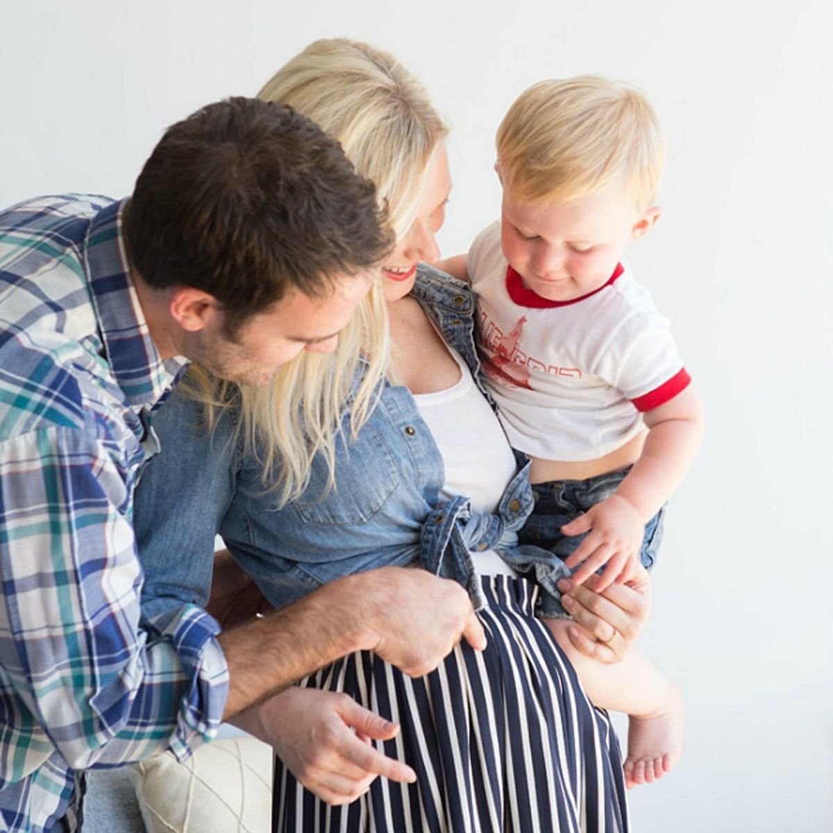 This Wearable Lets Your Partner Feel What It’s Like to Be Pregnant