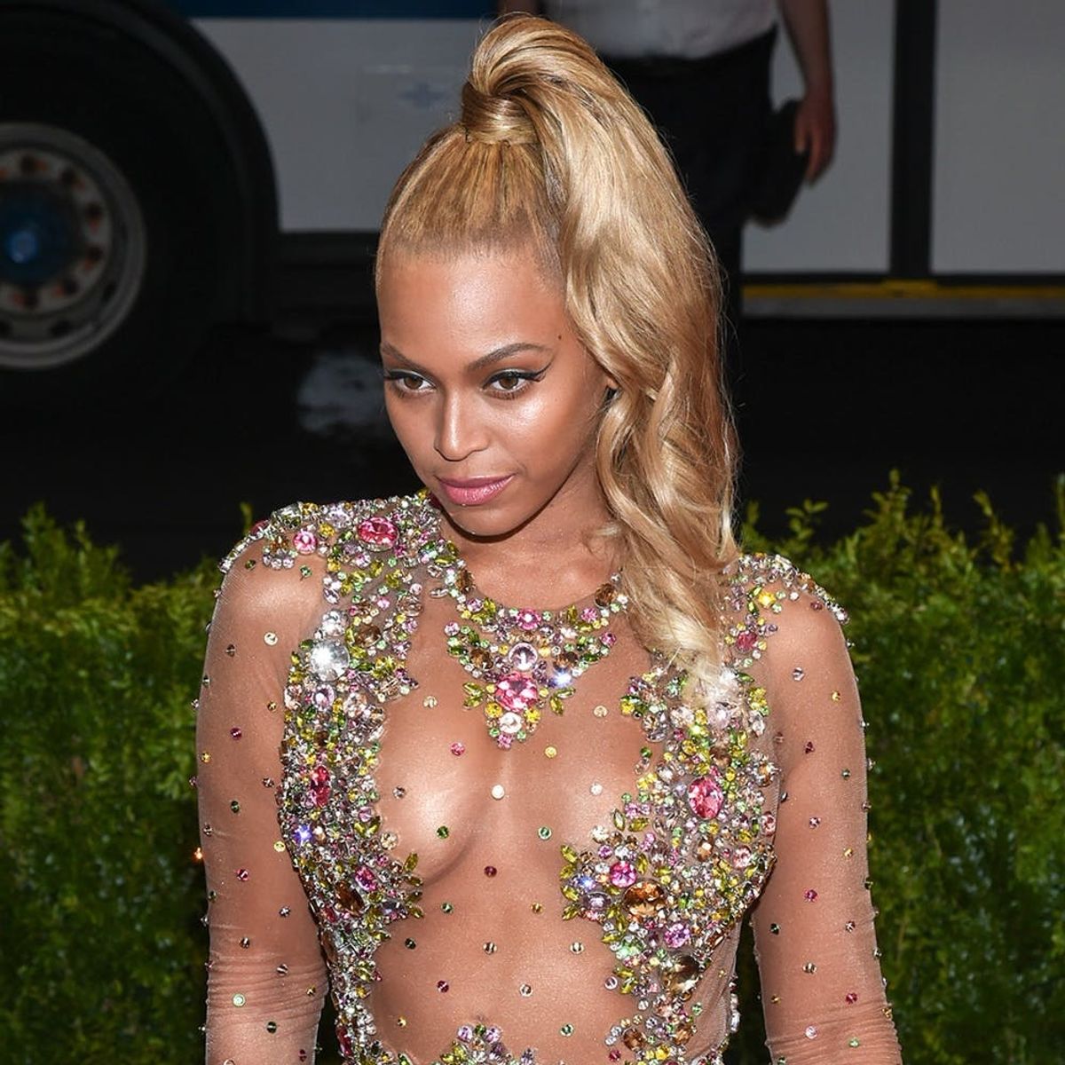This Is the Crazy Secret to Beyoncé’s Met Gala Ponytail