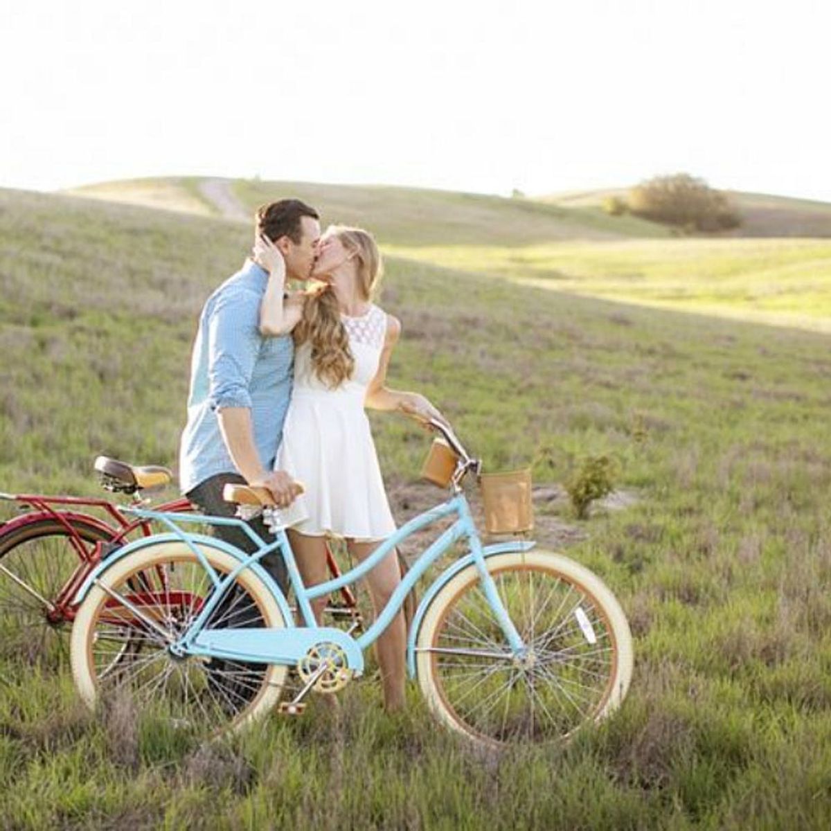 Majorly Creative Date Ideas Inspired by Traditional Anniversary Gifts