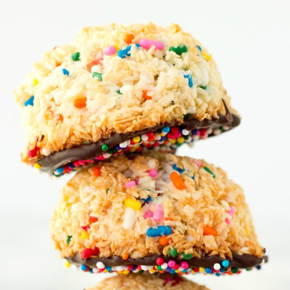 14 Passover-Approved Dessert Recipes That Everyone Will Love