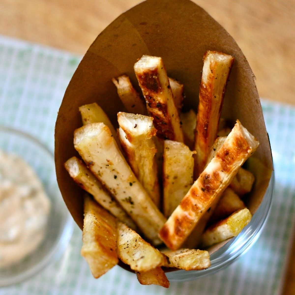 Healthy Hacks: Baked Yuca Fries with Roasted Jalapeño Aioli